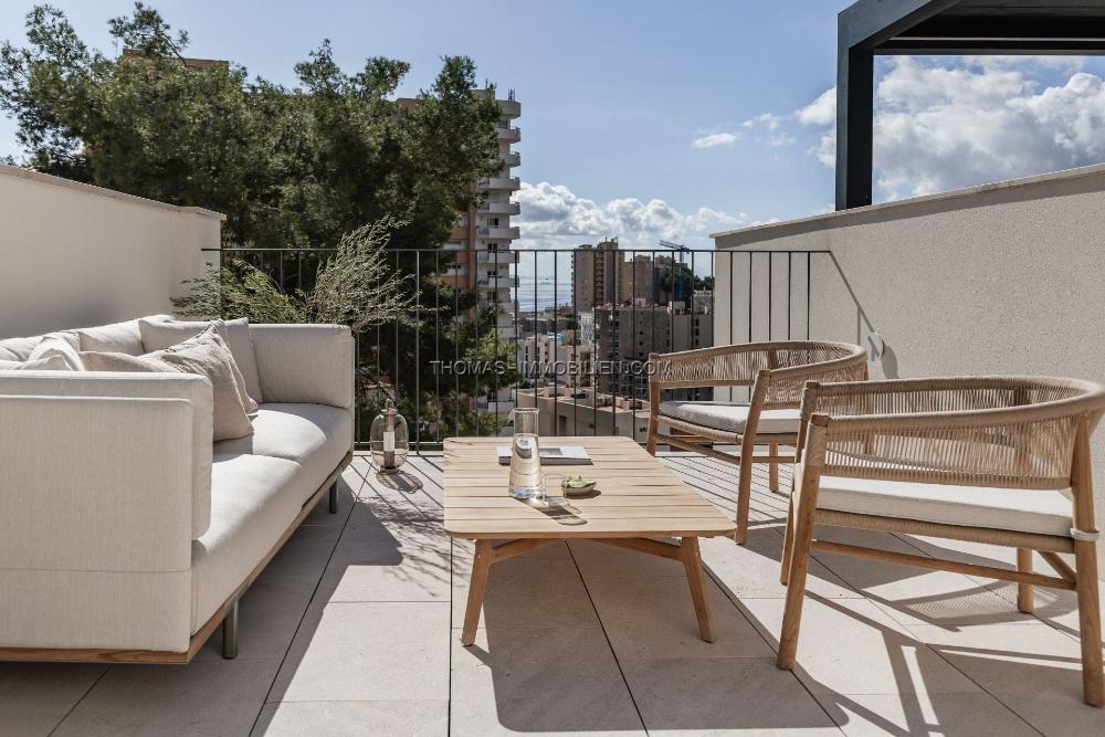 ultra-luxus-penthouse-mit-privatem-pool-und-meerblick-in-cala-major