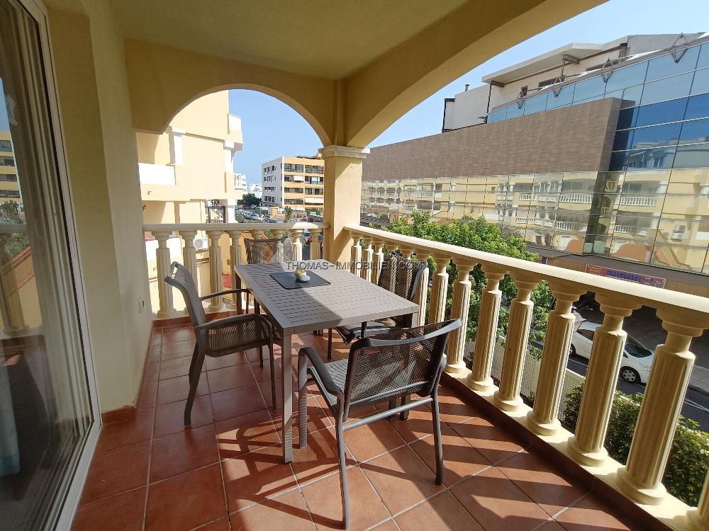 helle-eckwohnung-mit-3-schlafzimmern-und-teilweisem-meerblick-in-golf-del-sur-teneriffa